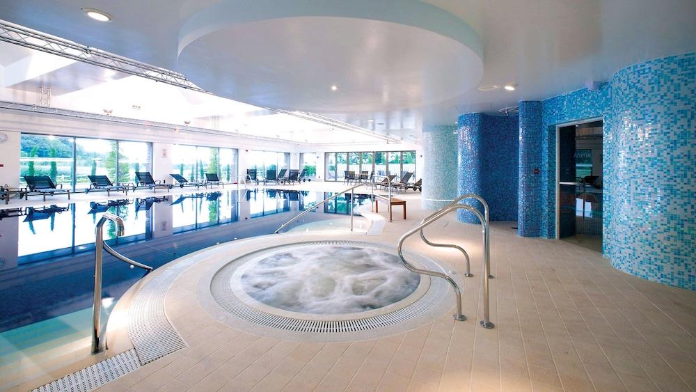 Donnington Valley Hotel, Golf & Spa Newbury  Exterior photo