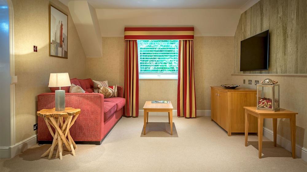 Donnington Valley Hotel, Golf & Spa Newbury  Exterior photo
