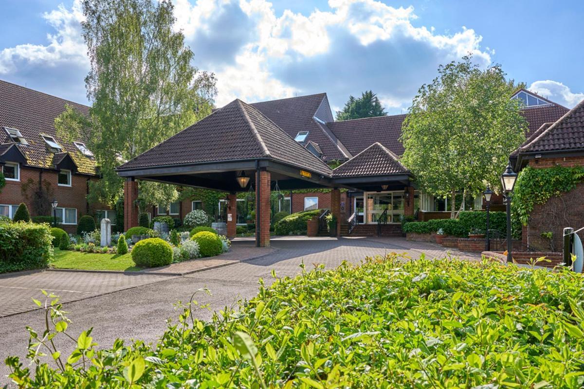 Donnington Valley Hotel, Golf & Spa Newbury  Exterior photo
