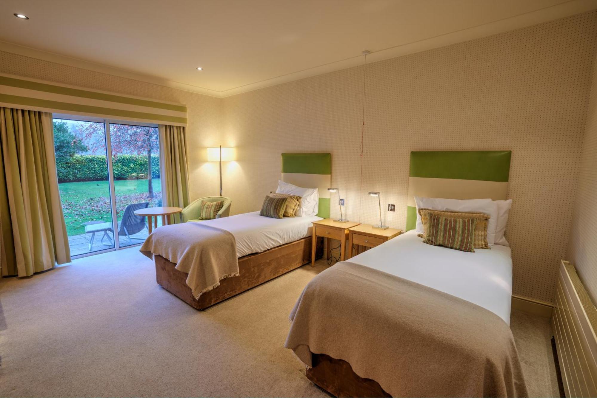 Donnington Valley Hotel, Golf & Spa Newbury  Exterior photo