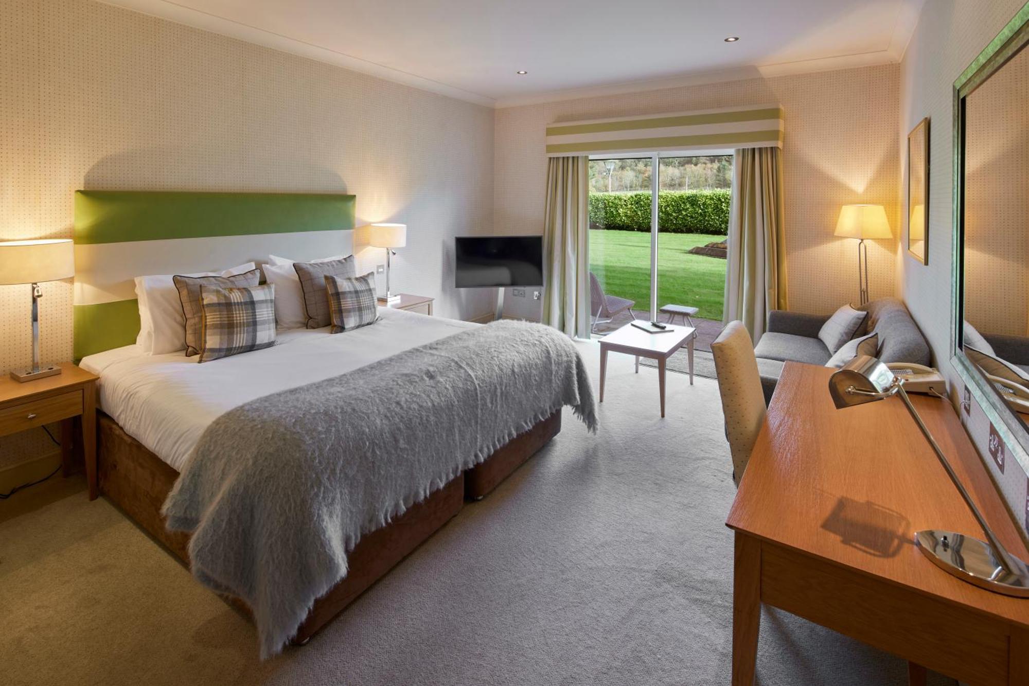 Donnington Valley Hotel, Golf & Spa Newbury  Exterior photo